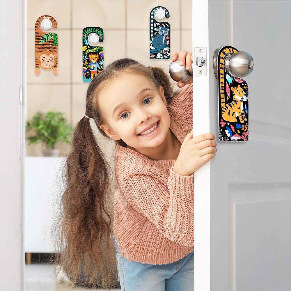 Scratch Animal Door Hangers