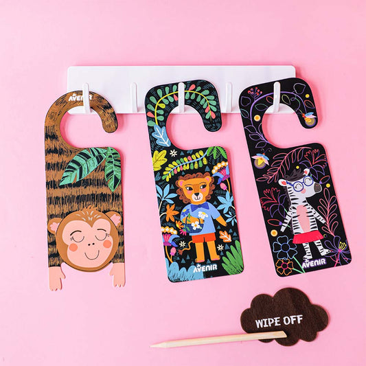 Scratch Animal Door Hangers